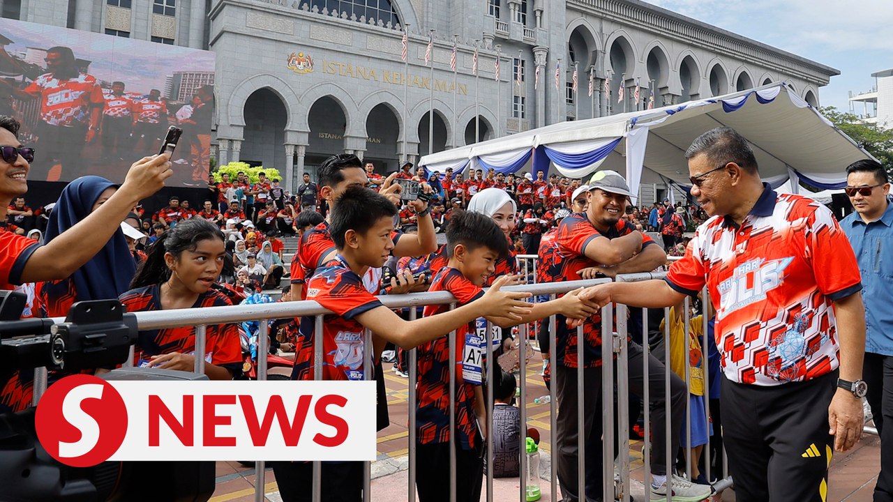 Public are the eyes and ears of the police, says Saifuddin