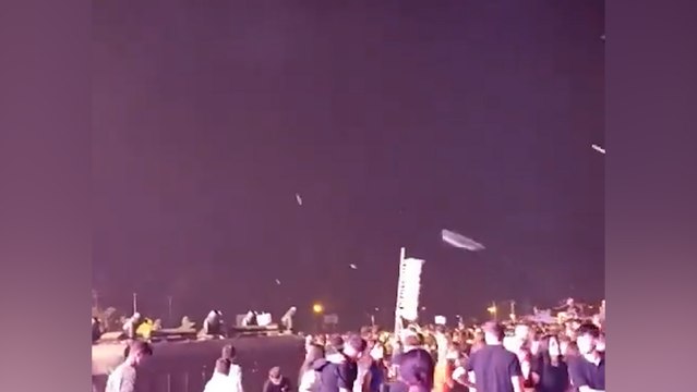 Ne mutlu Türk'üm diyene sözlerinden sonra Bengü'ye pet şişeli saldırı