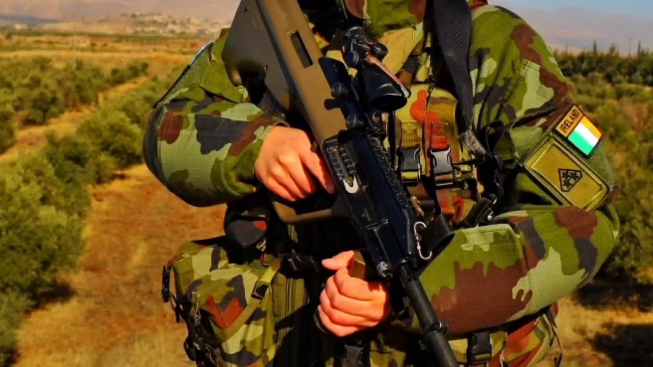 IRISH ARMY RANKS(720P_HD) - video Dailymotion