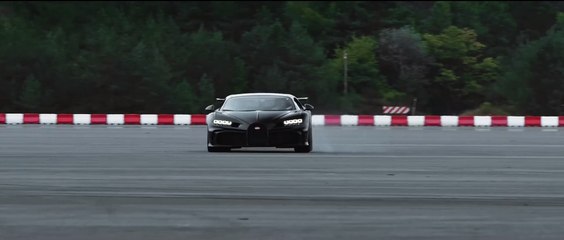 BUGATTI-CHIRON-Pur-Sport-C-the-Drift_1