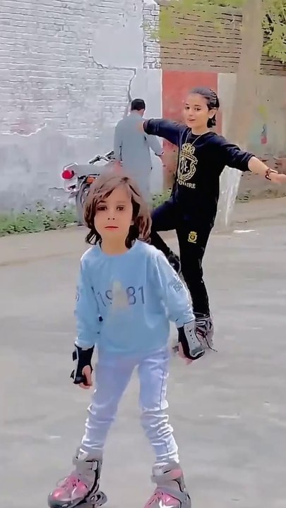 Public Skating  #inlineskating #trandingshorts #skater #sports #ytshorts #youtubeshorts