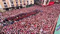 Los gaiteros salen a la plaza del Ayuntamiento por San Fermín