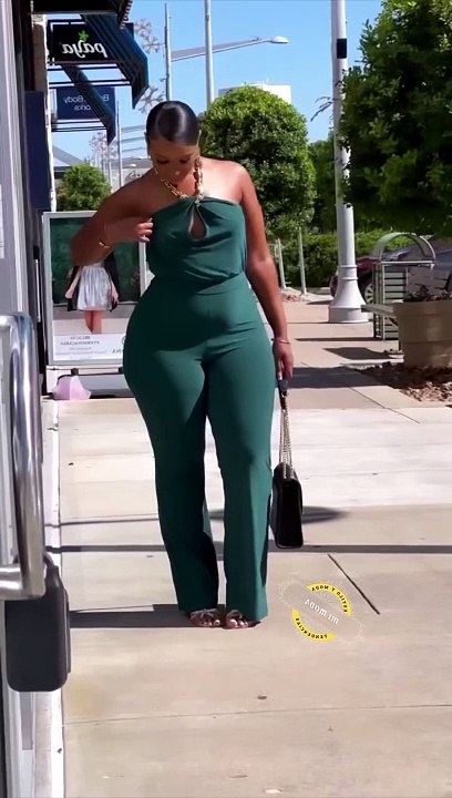women look Gorgeous in this green Jumpsuit  Curvy Fashion Style #fashion #style #outfit-(1080p)