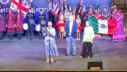 Τιμητική πλακέτα για την προσφορά στην Ελληνικη παράδοση στην Σιατιστινή, Κ. Δικαιουλάκου