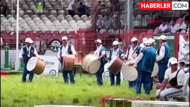 663. Tarihi Kırkpınar Yağlı Güreşleri'nde Başpehlivanlar İlk Tur İçin Çayıra Çıktı