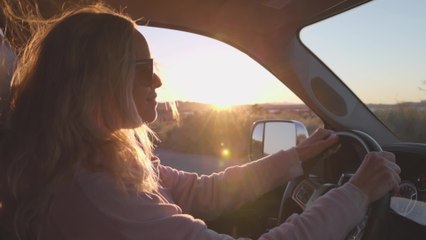 Auto : est-il interdit d'écouter de la musique au volant depuis le 1er juillet ?