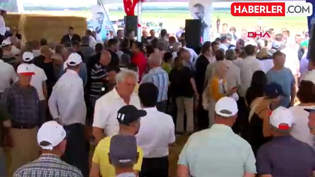 İBB Başkanı İmamoğlu, Silivri'de Yerli Tohum Ekimi Etkinliğine Katıldı