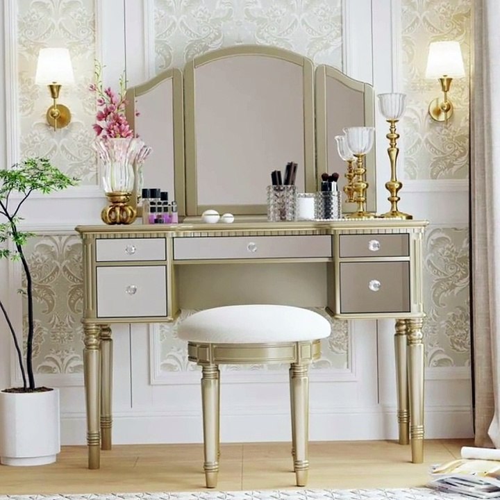Stunning Dressing Table Designs