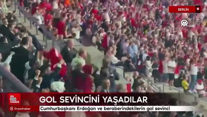 Cumhurbaşkanı Erdoğan ve beraberindekilerin gol sevinci