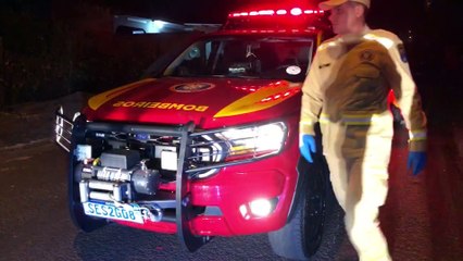 Mulher pede socorro após ser ameaçada com canivete no Universitário