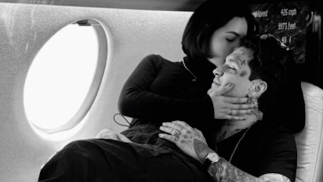 Christian Nodal comparte romántica foto y mensaje para Ángela Aguilar en Instagram