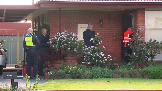 Melbourne police launch homicide investigation after woman's body found at rubbish tip in Epping