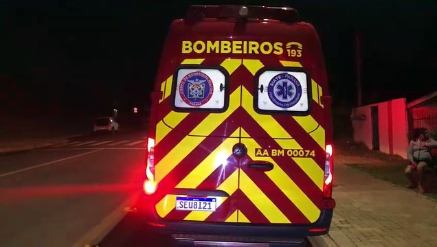 Homem sofre queda e é socorrido pelo Siate no Brasmadeira