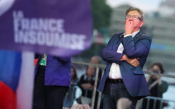 « Jean-Luc Mélenchon n'est absolument pas disqualifié » pour Matignon selon la députée LFI Mathilde Panot