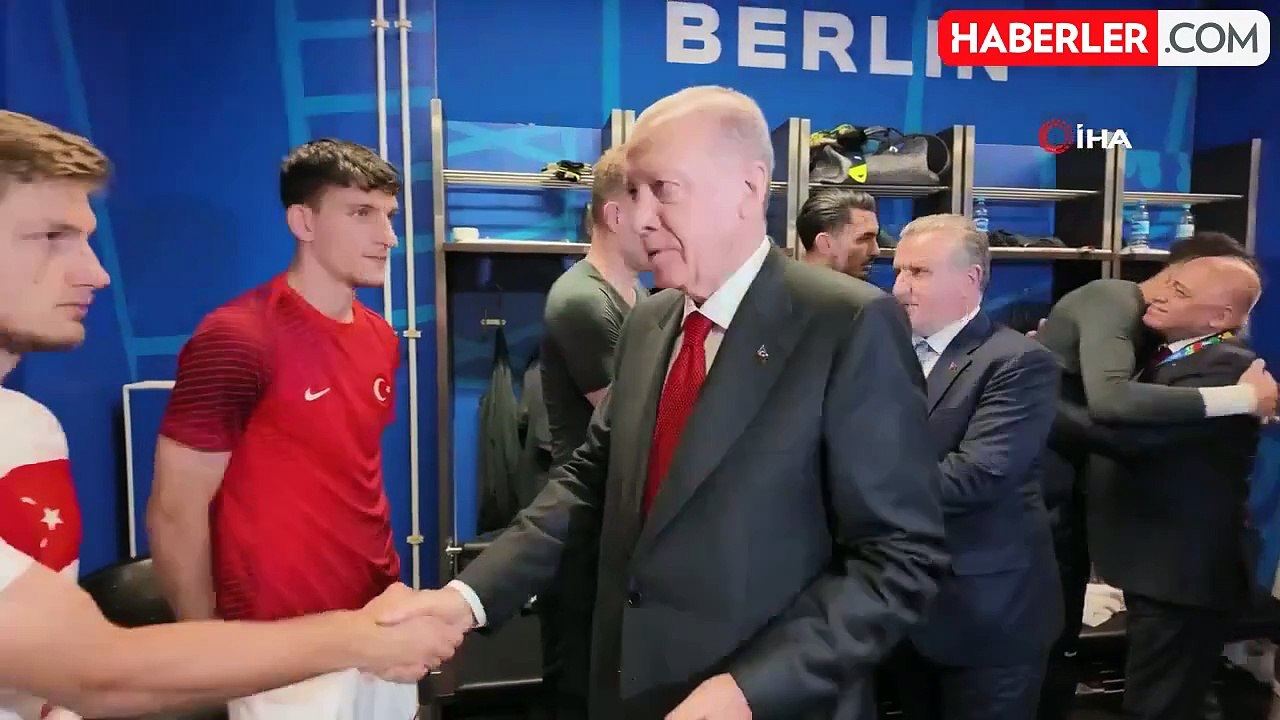 Cumhurbaşkanı Erdoğan maç sonu soyunma odasına indi: Siz bizim şampiyonumuzsunuz