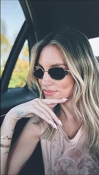 Αθηνά Οικονομάκου - Μπρούνο Τσερέλα: Ρομαντική απόδραση στην Τζιά - Η φωτό μόνο με την... πετσέτα!