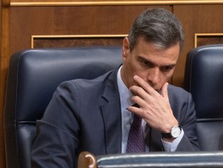 Télécharger la video: El Editorial de Llamas. La cacería del PSOE contra la democracia