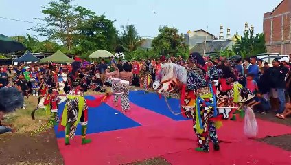 Prajurit Ebeg Wahyu Mekar Agung Feat Lengger