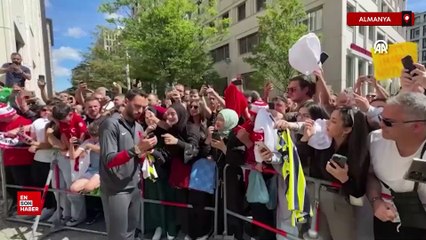 A Milli Futbol Takımı, Berlin'de kaldığı otelden ayrıldı