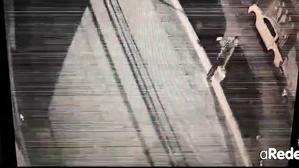 Impressionante: Vídeo mostra momento em que idosos são atropelados