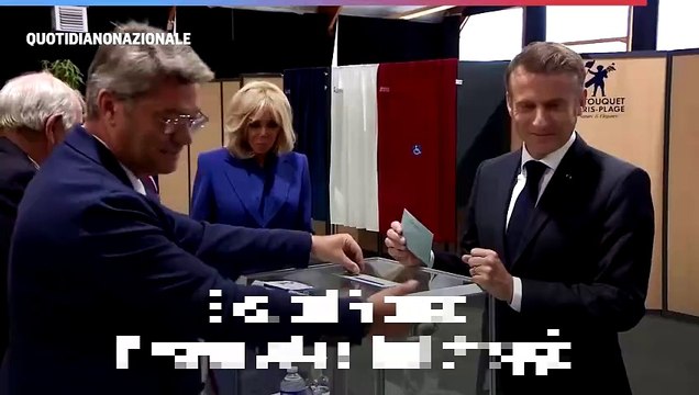 Elezioni Francia, Macron vota al ballottaggio