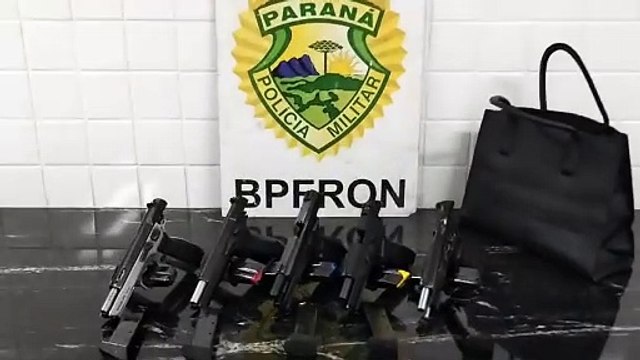 Mulher é presa pela PM com cinco pistolas em Capitão Leônidas Marques