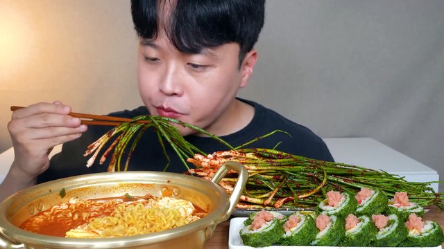 ASMR MUKBANG | Ramen Gimbap Green Onion Kimchi ASMR MUKBANG EATING SHOW