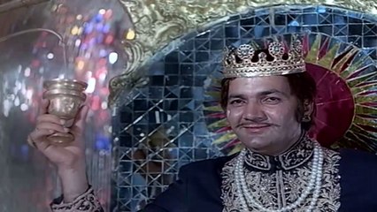 LATA MANGESHKAR — parda rukhe roshan... — Gora Aur Kala