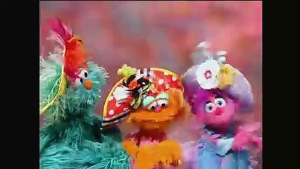 Sesame Street: Because We're Friends (English/Latin Spanish, HBO)