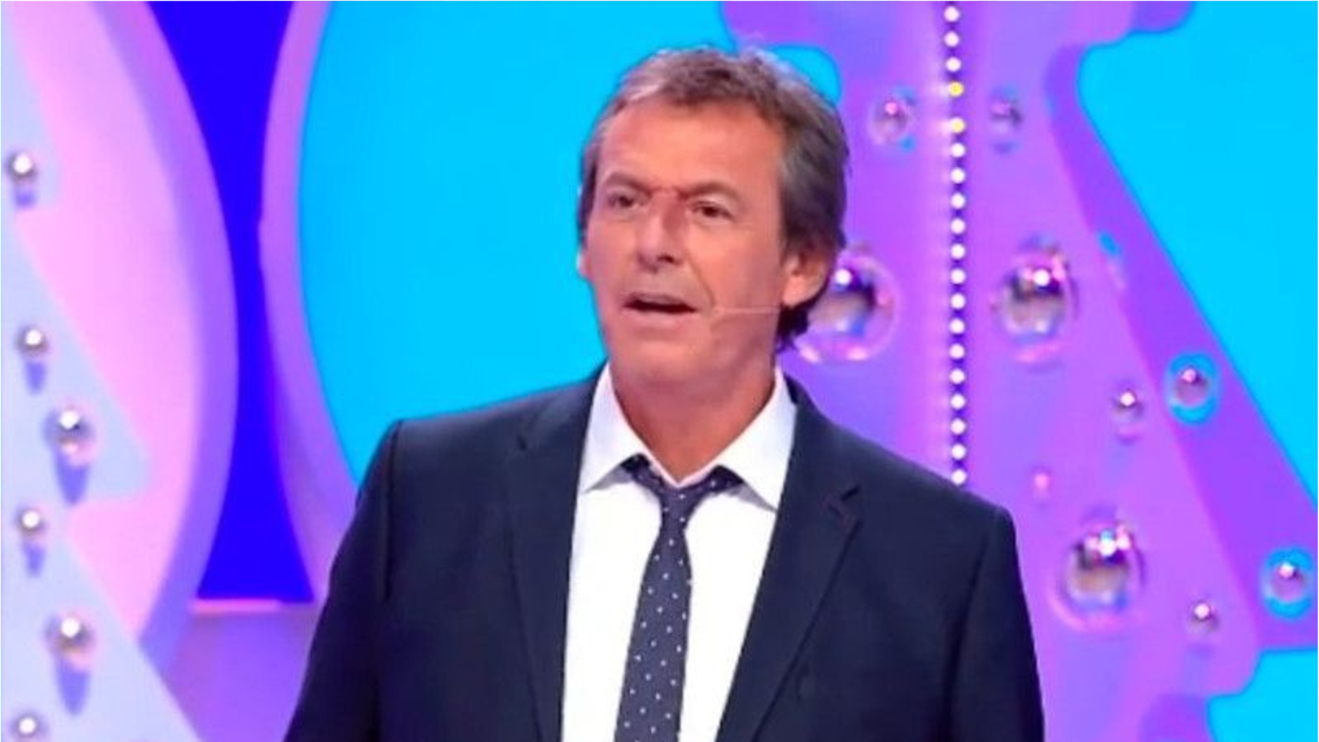 VOICI : Les 12 coups de midi : Jean-Luc Reichmann surpris par une erreur  inattendue d’Émilien
