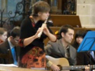 Lucile à la flûte mariage Pauline 2