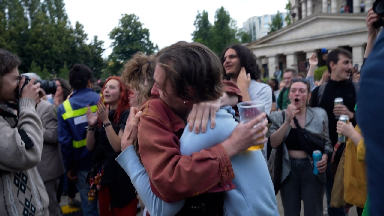 Législatives : joie et soulagement chez les militants LFI