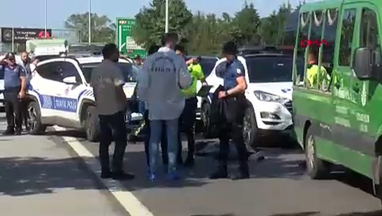 Eşiyle sorun yaşıyor diye yola atlayıp bir aracın altında can verdi