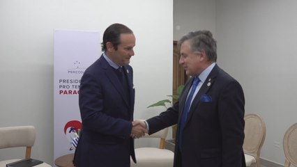 Cancilleres de Panamá y Uruguay realizan reunión bilateral