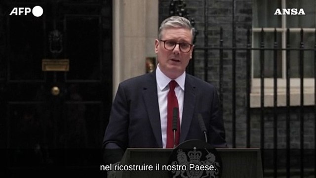 Regno Unito, primo discorso da premier di Starmer: Ricostruiremo il Paese