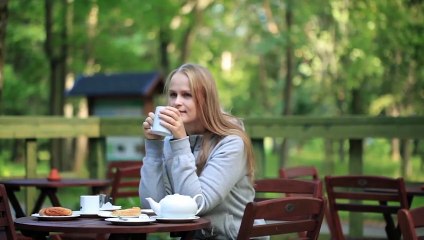 Aula 18 - As técnicas do “Pacto do eu como consumidor emocional inteligente” e da “Mesa redonda do eu” para construir j