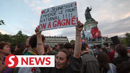 Left-wing voters relieved after far-right upset in parliamentary elections