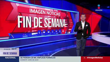 Jugadores de  voleibol practican en cancha flotante