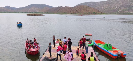 बारिश के बाद जिले में सिलीसेढ़ घूमने आ रहे पर्यटक, वोटिंग का ले रहे आनंद