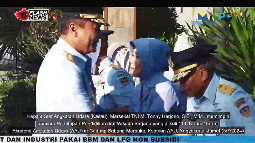 Kasau Marsekal TNI M Tonny Harjono Pimpin Upacara Penutupan dan Wisuda Sarjana Taruna Akademi AU