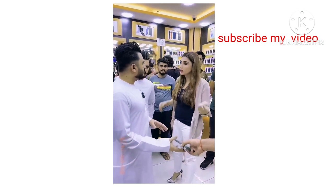 Chota bhai bada bhai parank kia ledis ke sath