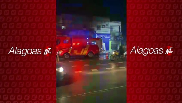 Incêndio em loja de produtos de surf mobiliza bombeiros em Maceió