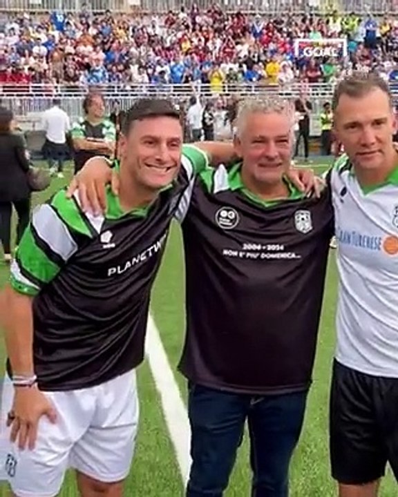 Roberto Baggio in lacrime alla prima uscita pubblica dopo la rapina