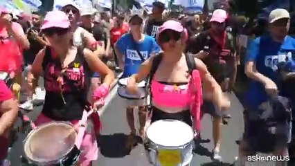 Manifestazioni a Tel Aviv contro il governo: basta guerra