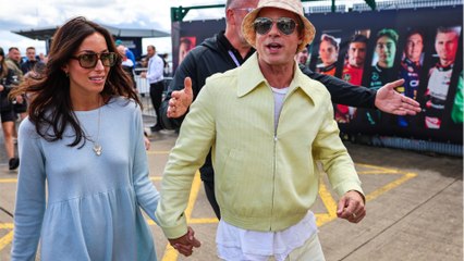 GALA VIDEO - Brad Pitt amoureux d’Ines de Ramon : cette sortie à deux très remarquée