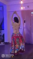 Excellent belly dance video looks awesome