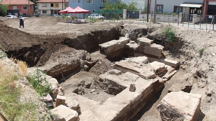İnşaat kazısından Roma hamamı çıktı