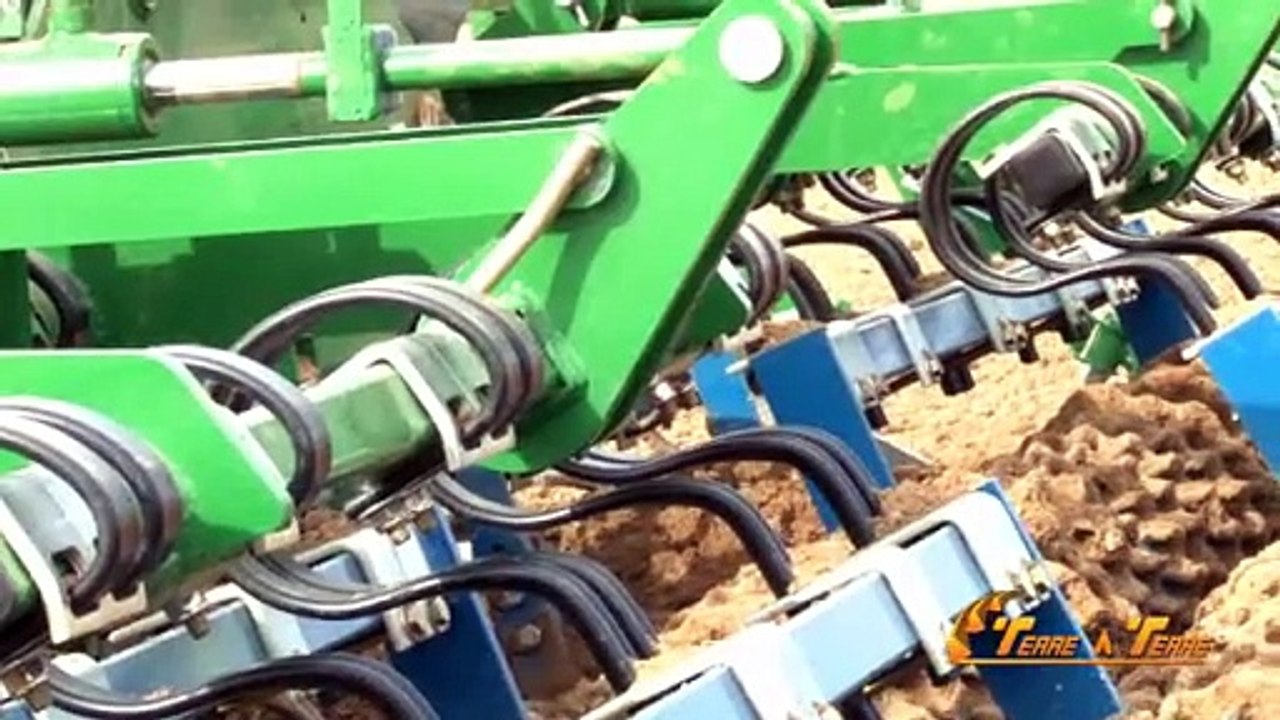 Hervé De Bruyn : « Pouvoir optimiser mon chantier de semis sans faire de compromis sur le rappuyage »