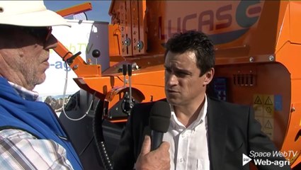 Une goulotte avec un angle de rotation de 270 °C chez Lucas G