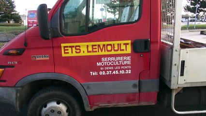 Affûtez la chaîne, vous ferez un massacre